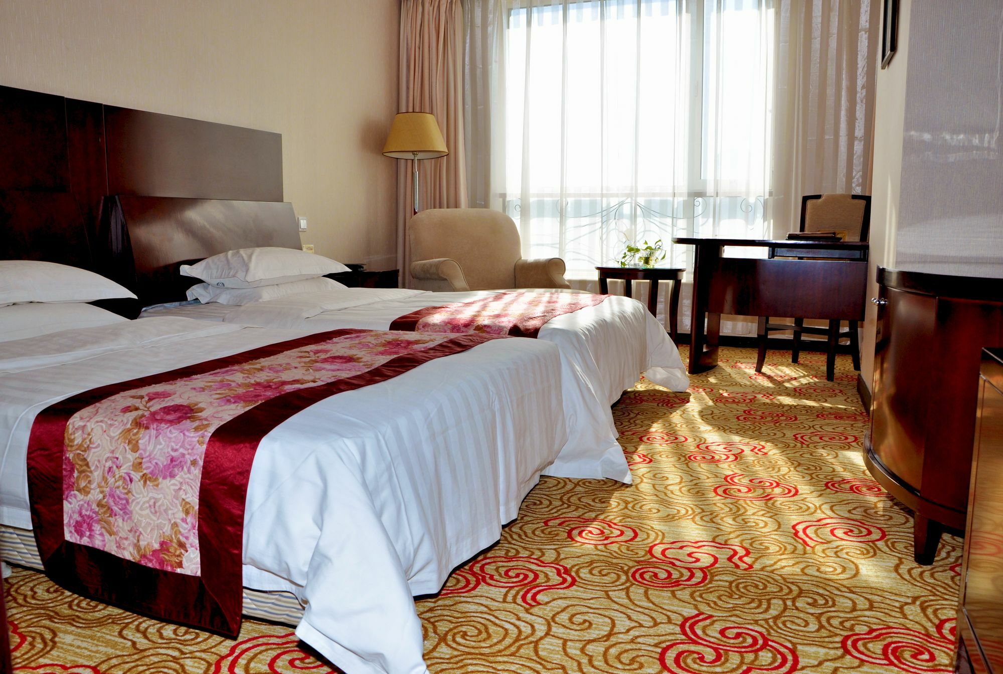 Dalian New Garden Hotel Eksteriør billede